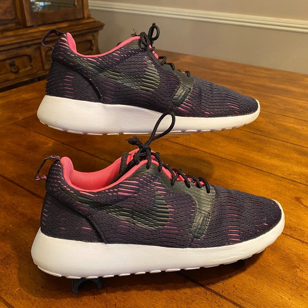 Nike Women's Roshe One Hyp Hyper PRM TXT Sz 8 1/2